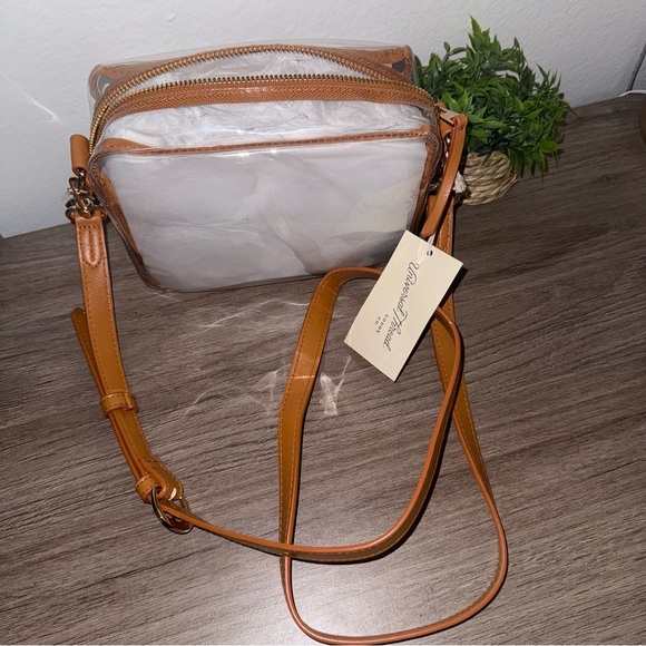 Crossbody Bag - Universal Thread Clear,Structured Vinyl Handbag,Adjustable Strap - Picture 2 of 7
